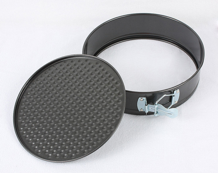 cake-pan-3-pcs-non-stick-removable-bottom-2