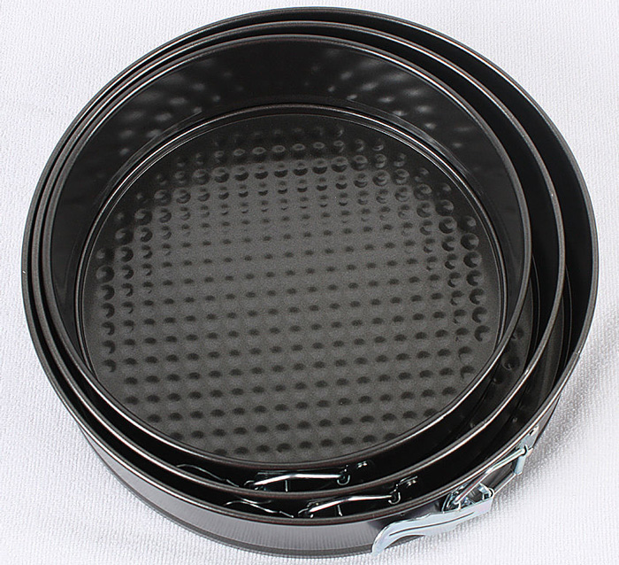 cake-pan-3-pcs-non-stick-removable-bottom-3