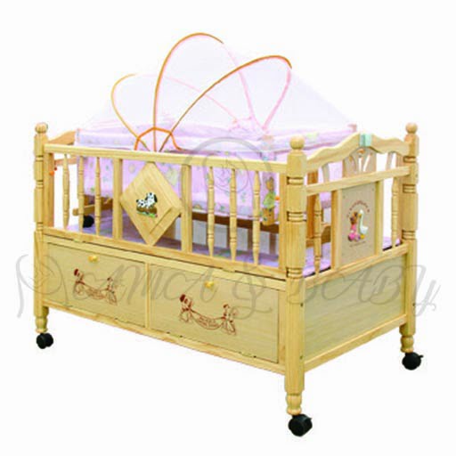 WOODEN COT 838