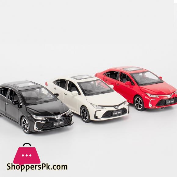 1:32 Scale Diecast Metal Toy Car Model Toyota Corolla Hybrid Pull Back Sound Light Educational Collection Gift 6 Doors Openable