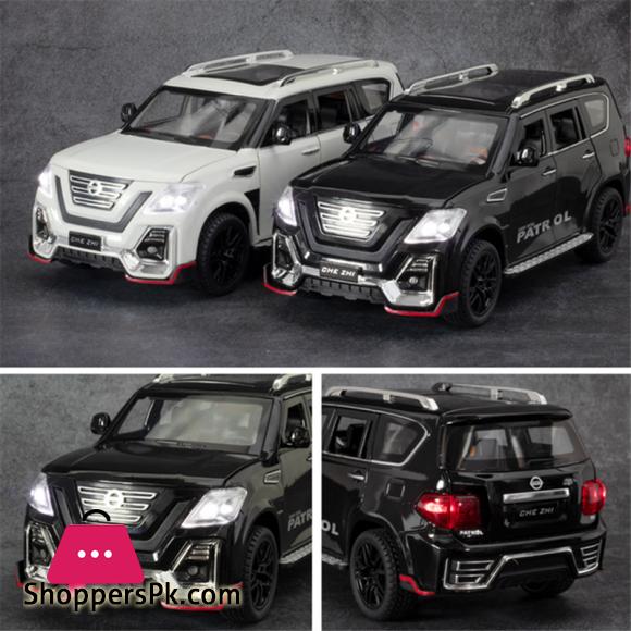 1:24 Nissan Patrol Alloy Car Model Diecasts Metal Toy Modified Off road Vehicles Model Simulation Sound Light Childrens Toy Gift