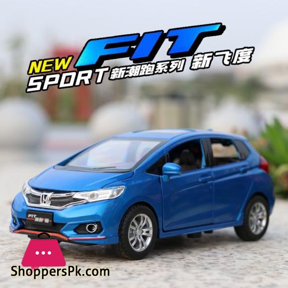 1:32 Scale Diecast Toy Car Model Honda FIT JAZZ SUV Pull Back Door Openable Sound & Light Educational Collection Gift For Kid
