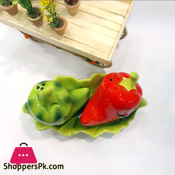 MR & MRS CHILLI Salt And Pepper Set With Tray