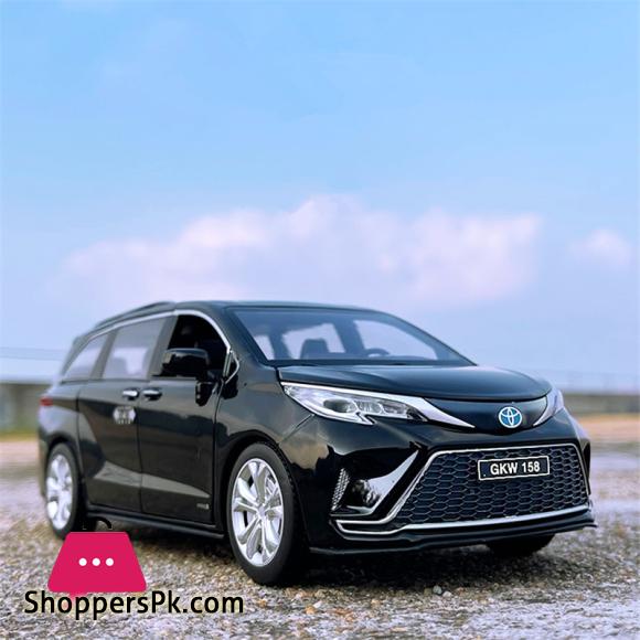 1:24 Toyotas Sienna MPV Car Diecast Metal Vehicles Car Sound And Light Collection Simulation Toys For Children Gift