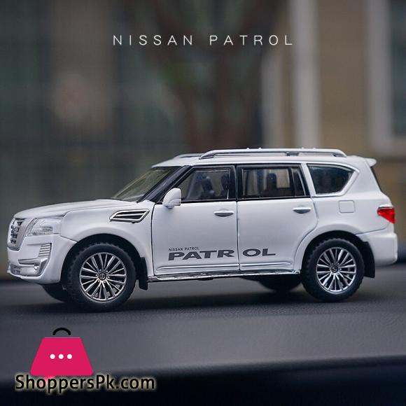 1:32 Nissan PATROL Y62 Car Model Diecast Alloy Car Travel Rack With Sound Light Pull Back Collection Toy Car For Kids Gifts