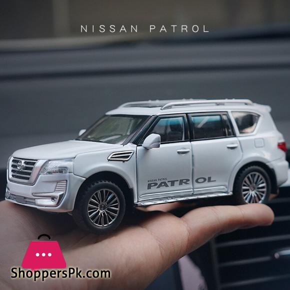 1:32 Nissan PATROL Y62 Car Model Diecast Alloy Car Travel Rack With Sound Light Pull Back Collection Toy Car For Kids Gifts