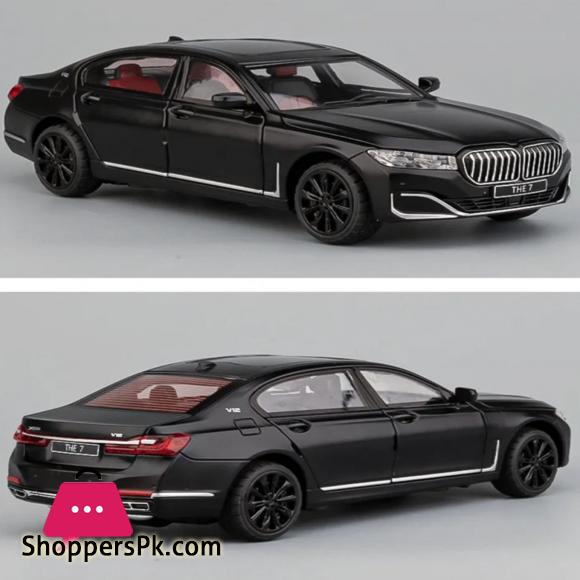 1:24 BMW THE 7 760LI High Simulation Diecast Metal Alloy Model car Sound Light Pull Back