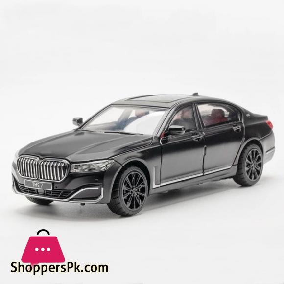 1:24 BMW THE 7 760LI High Simulation Diecast Metal Alloy Model car Sound Light Pull Back