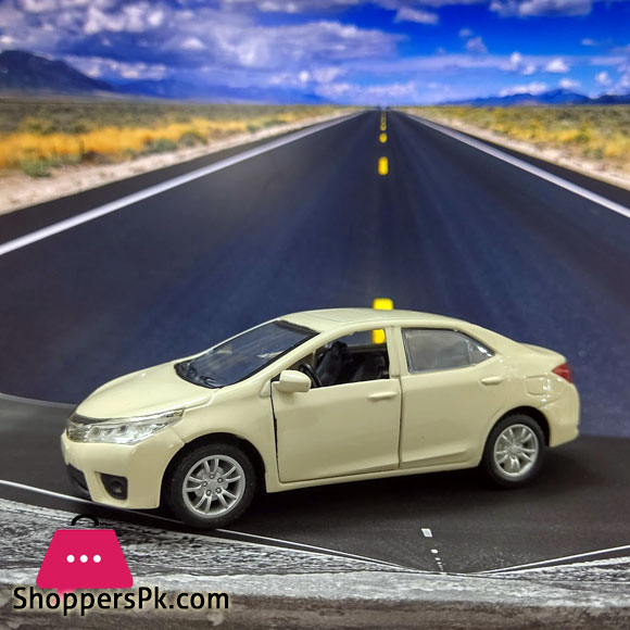 Toyota Corolla Grande 1:36 scale diecast model toy car collection Random Color pull back action