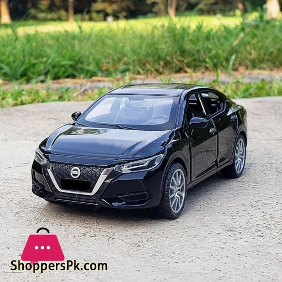 1:32 Alloy Nissan Sylphy Car Model Simulation Diecast Metal Vehicles Car Sound and Light Kids Gift Toy Collection