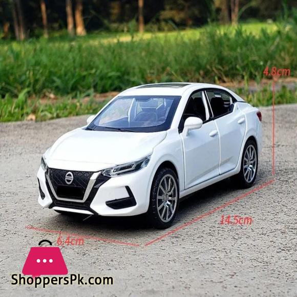 1:32 Alloy Nissan Sylphy Car Model Simulation Diecast Metal Vehicles Car Sound and Light Kids Gift Toy Collection