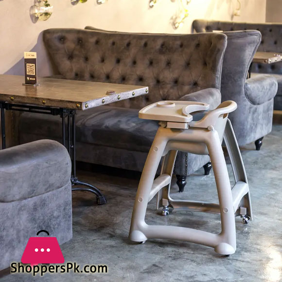 Childrens Feeding Chair for Eating Childrens High Chair with Adjustable Tray can be used at home or in the hotel