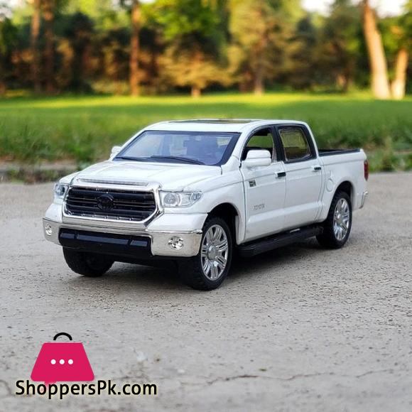 1:32 Toyota Tundra Pickup Alloy Model Car Desert Suv Off-road Vehicle Diecast Metal Scale Toy Car Sound Light