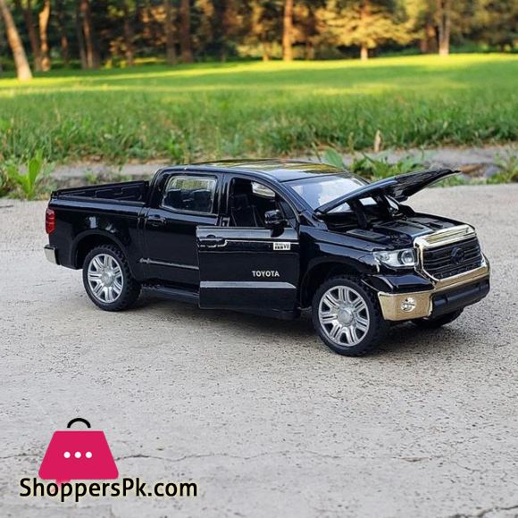 1:32 Toyota Tundra Pickup Alloy Model Car Desert Suv Off-road Vehicle Diecast Metal Scale Toy Car Sound Light
