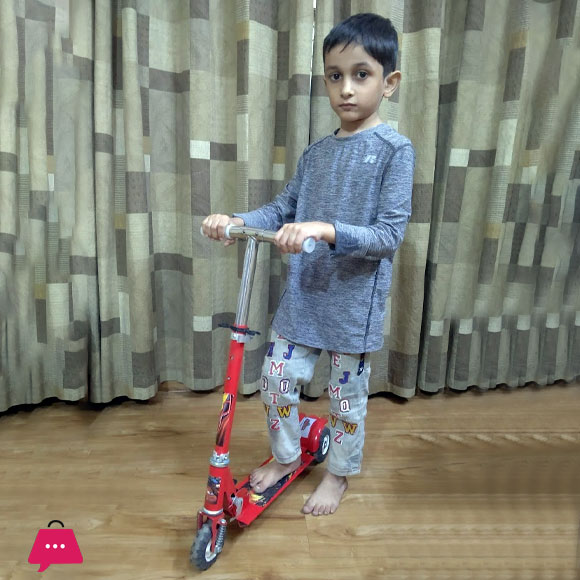 Kids Scooty Cars 3 Wheel Black Rubber Wheel For to 3 to 10 Years Kids