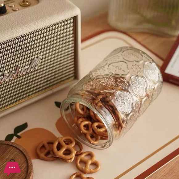 Vintage Glass Jars Canisters Glass Storage Retro Embossed Design Jars Round with Seal Wooden Lid 3 Pcs Set