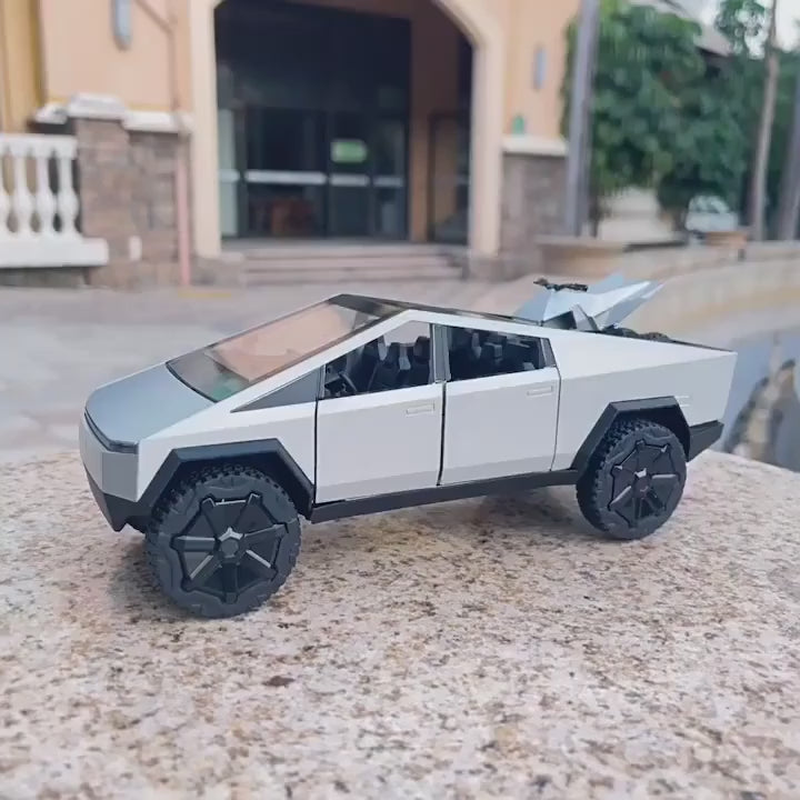 1:24 Tesla Cybertruck Pickup Alloy Car Model Diecasts Metal Toy Off-Road