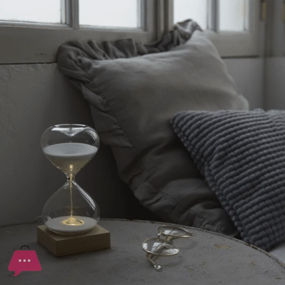 Natural Hourglass Table Light