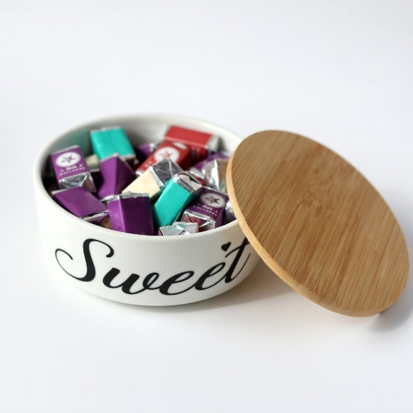 3 Piece Ceramic Bowls with Bamboo Lids
