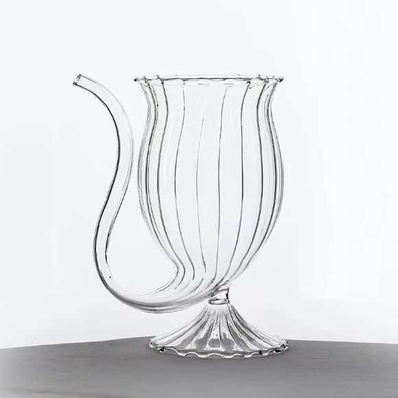 Creative Vampire Ribbed Glass with Curved Straw