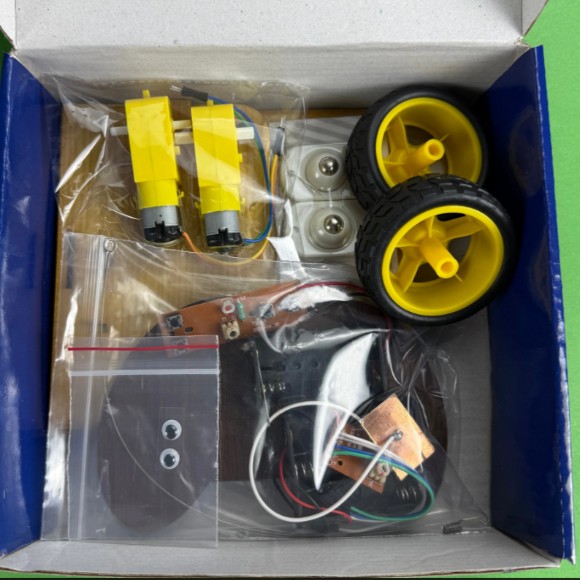 Kidnovators Delivery Robot