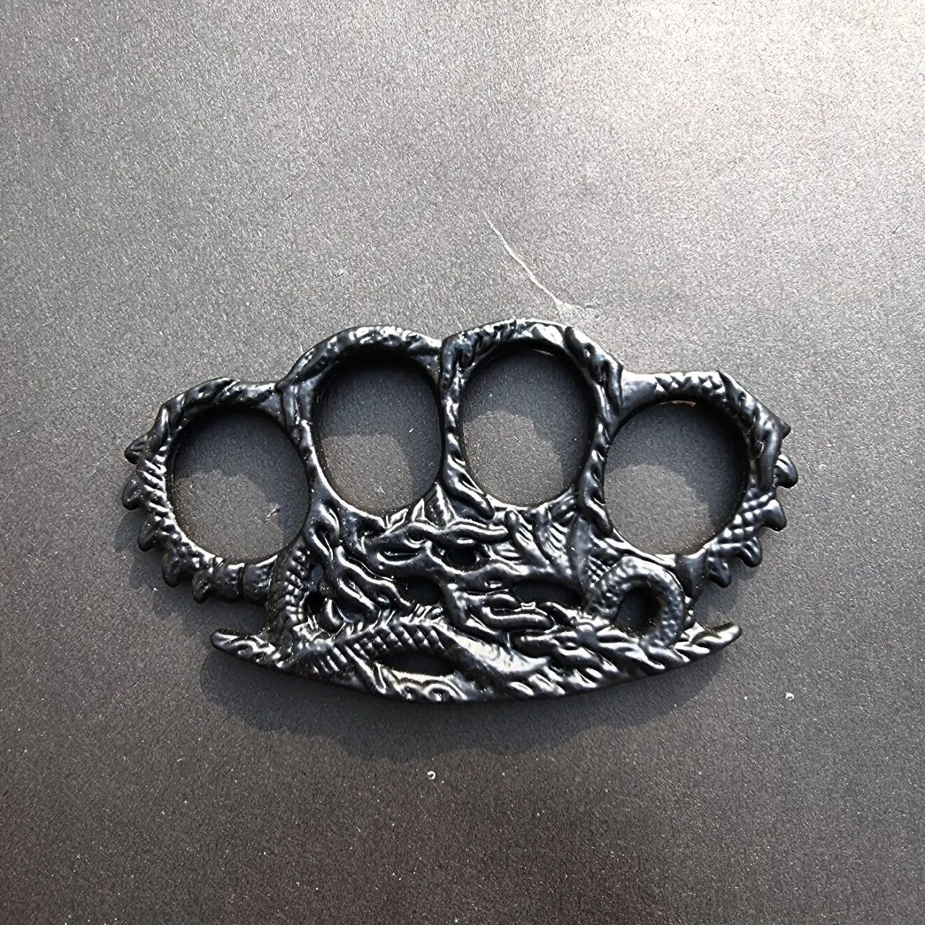 Black Iron Knuckle Duster Dragan Gripper 1Pc Beautiful Design