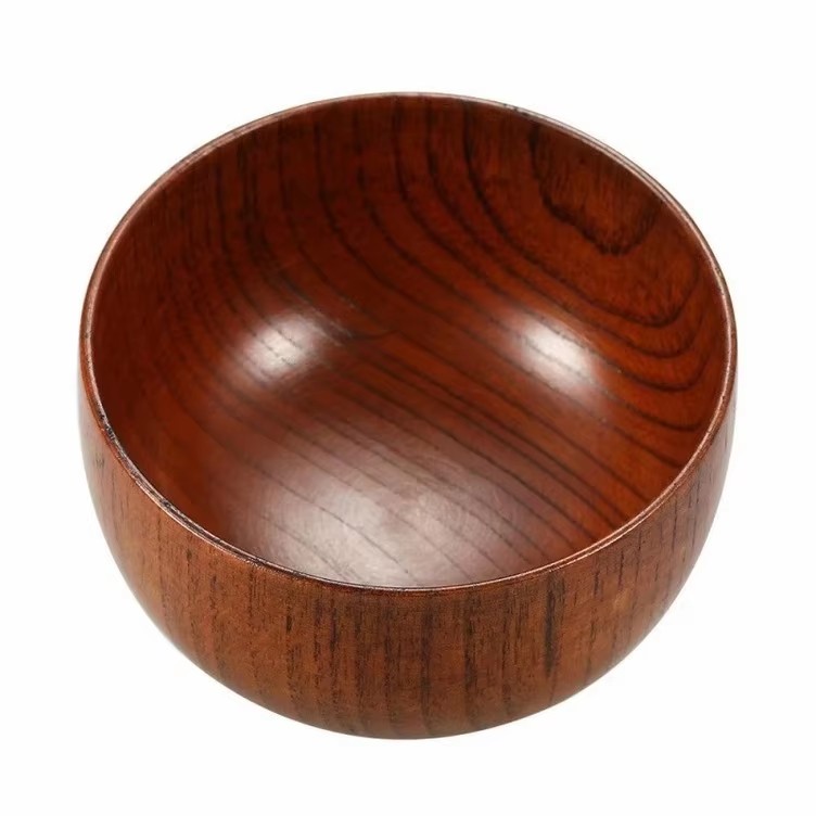 natural-wood-serving-bowl-with-spoons