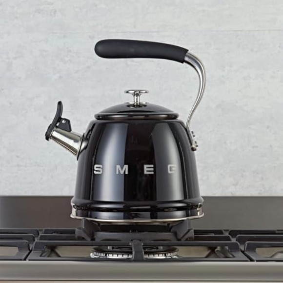 SMEG 50s Retro Style Stovetop Whistling Kettle