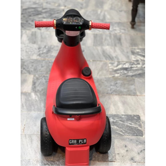 Vespa Rechargeable Electric Scooter for Kids 2-6 years