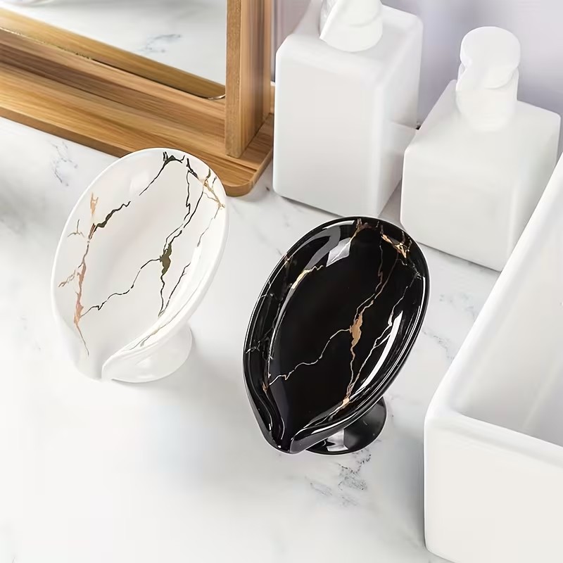 brilliant-leaf-shaped-ceramic-self-draining-soap-dish