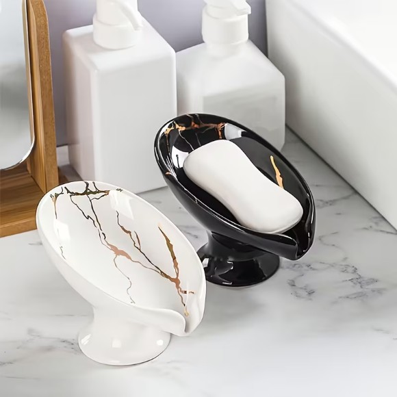 Brilliant Leaf Shaped Ceramic Self Draining Soap Dish