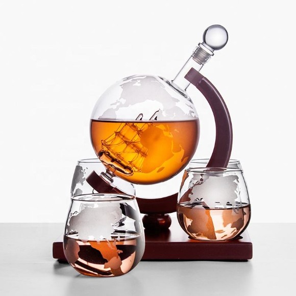 Globe Drinking Glass Decanter 1000ml Set with 4