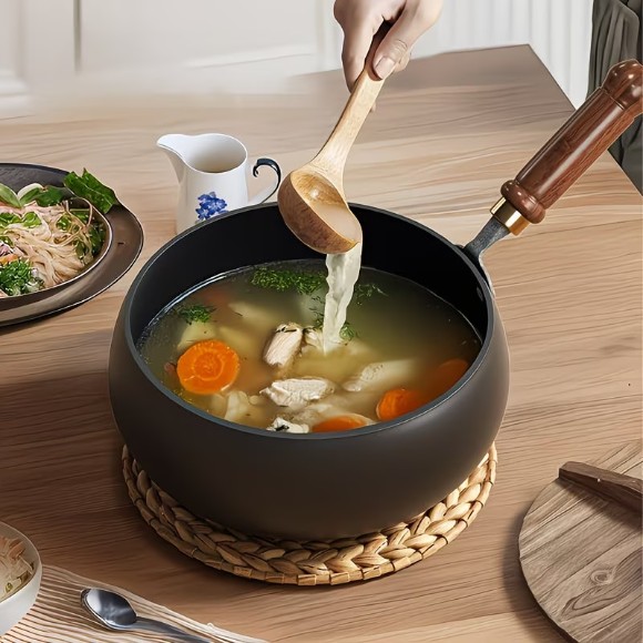 Handmade Traditional Iron Pot with Large Belly, Mirror Surface, Non-stick, No Coating, Splash-proof - 24CM