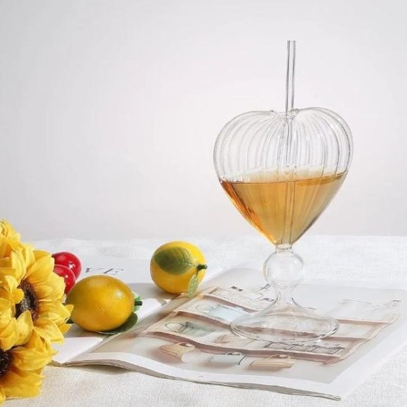 Ribbed Heart Glass Sipper with Bent Straw
