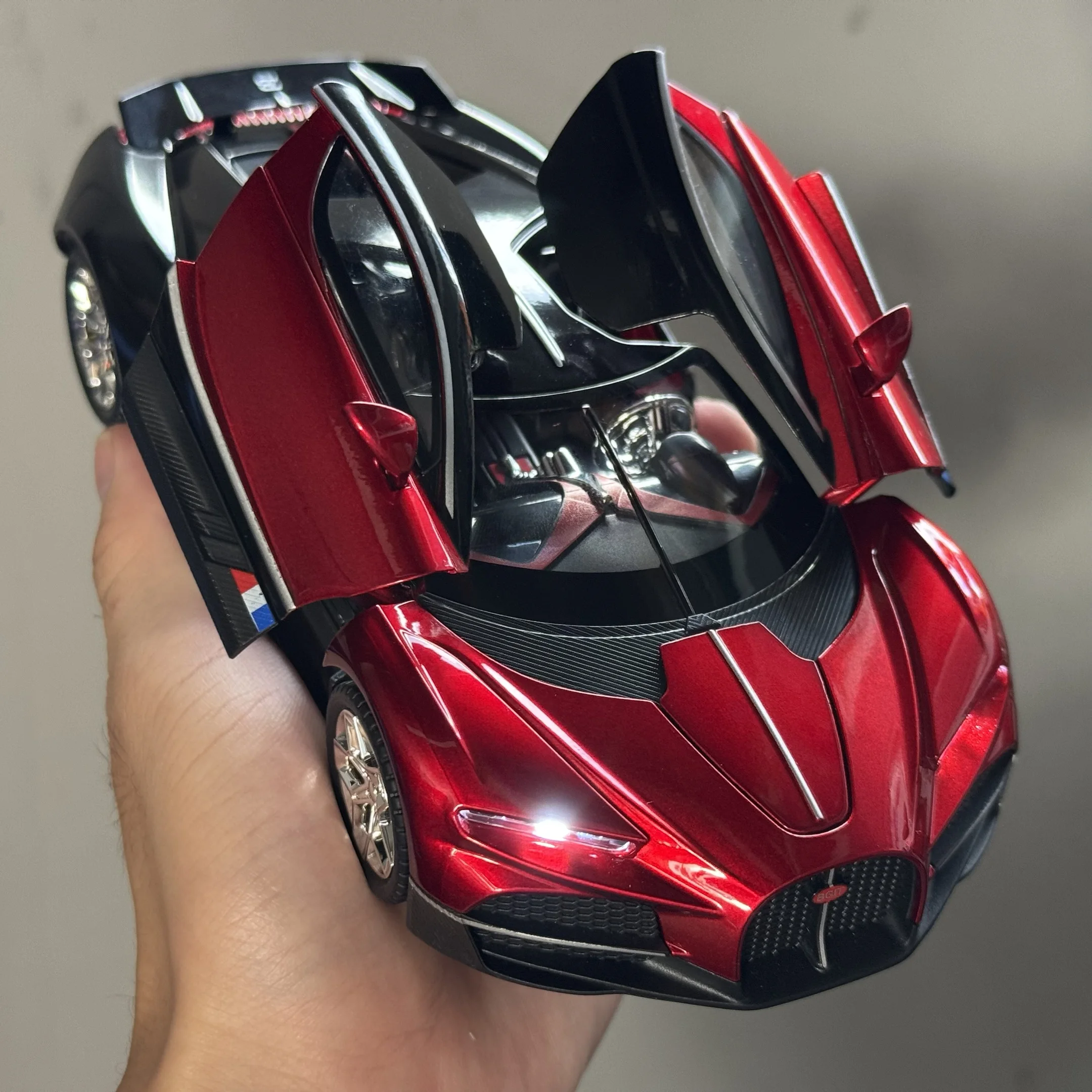 1:24 Bugatti Tourbillon Supercar Alloy Diecast Metal Model Car