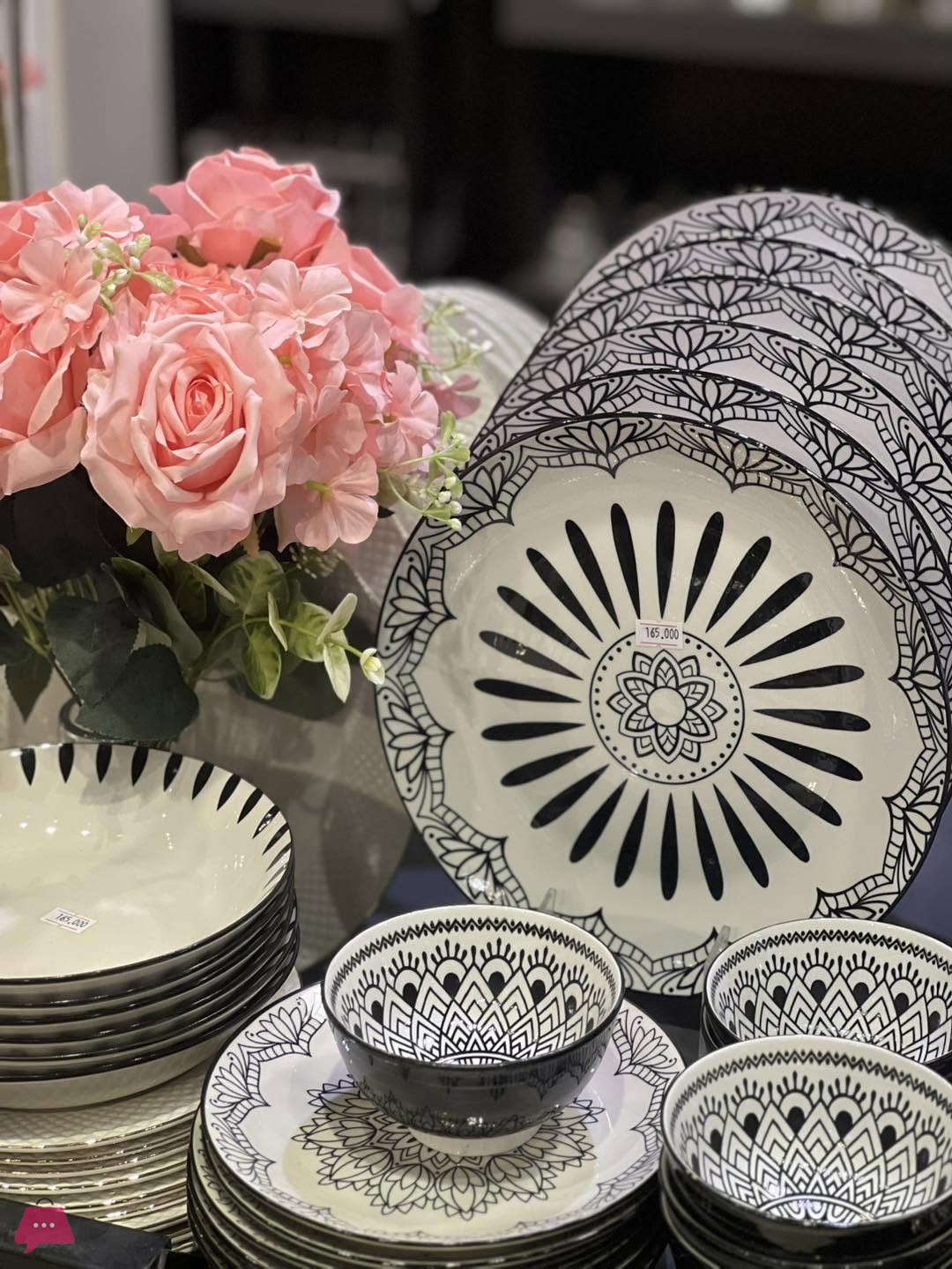 mandala-black-&-white-porcelain-plate-set-18-piece