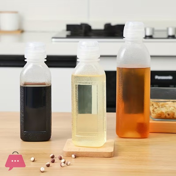 Oil Bottle Plastic Condiment Squeeze Bottles With Squeeze Top Multifunctional Sauce Bottles 500ML