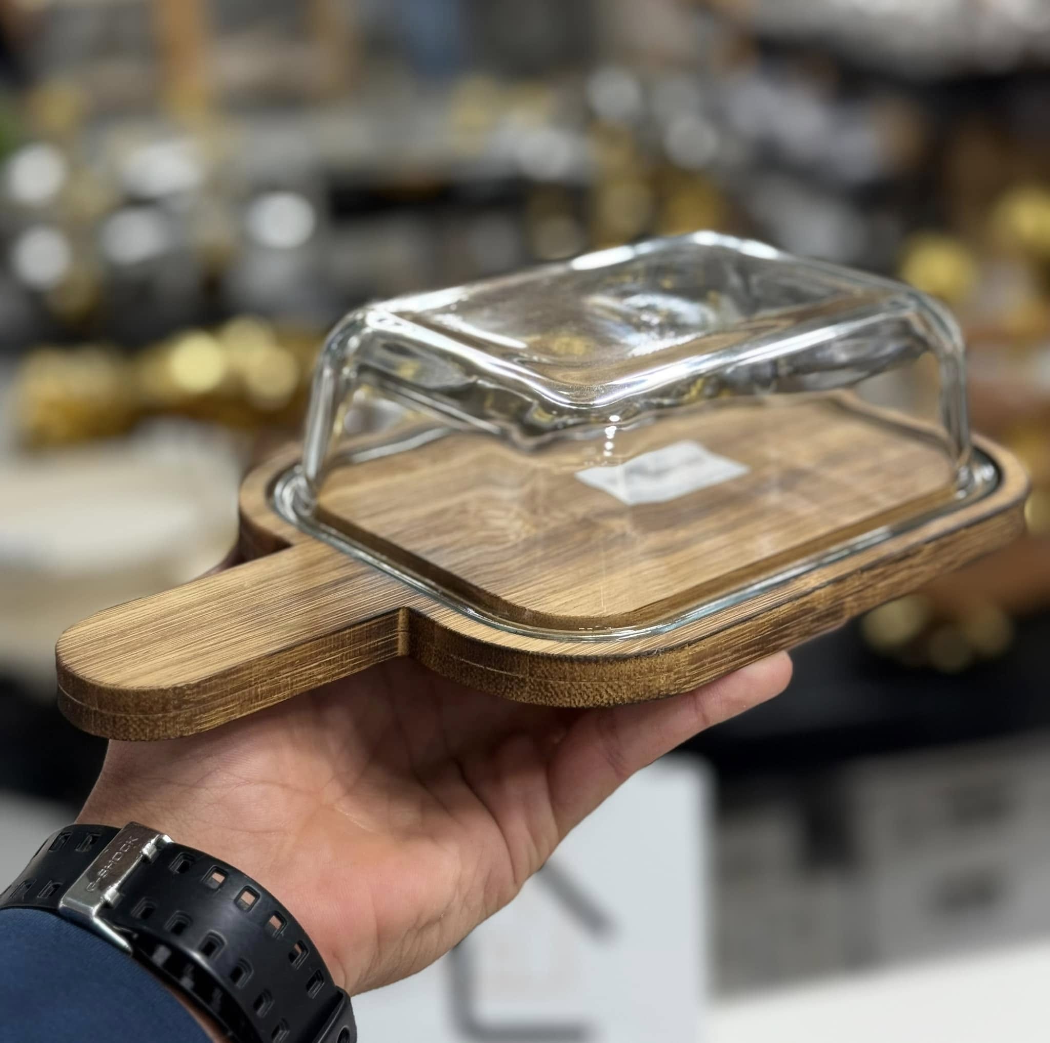 glass-dish-with-lid-bamboo-serving-platter