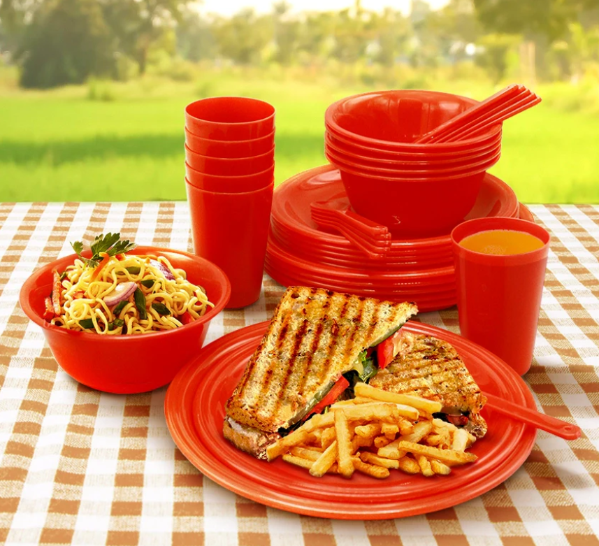 Best Quality 37 Pieces Saga Picnic Set 6 Person Dinner Utensil Set