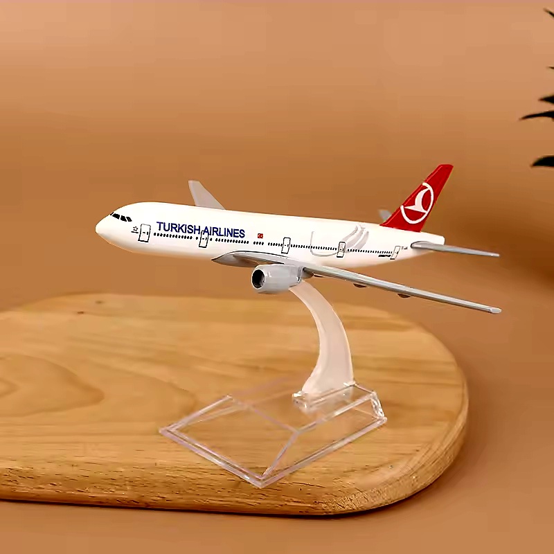 Diecast Airplane Turkish Airlines B777 Model 16cm 1:400 Metal Aircraft Model Toy